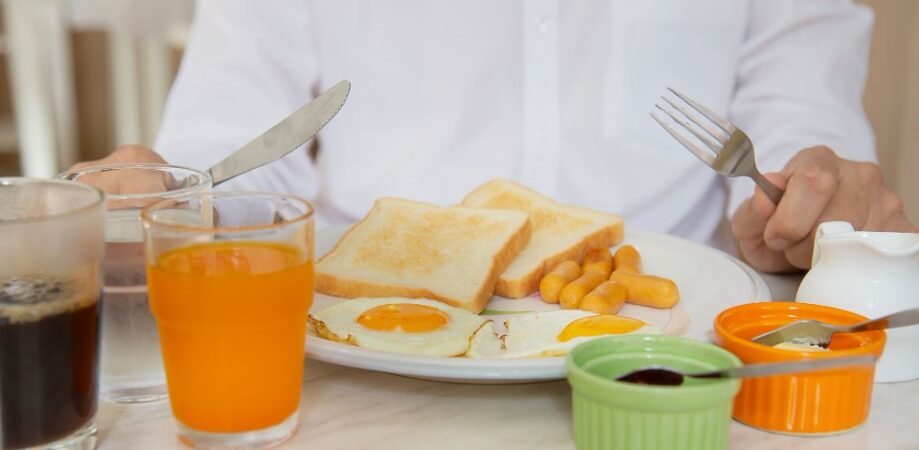 Best Breakfast Foods for a Crowd Without the Morning Chaos