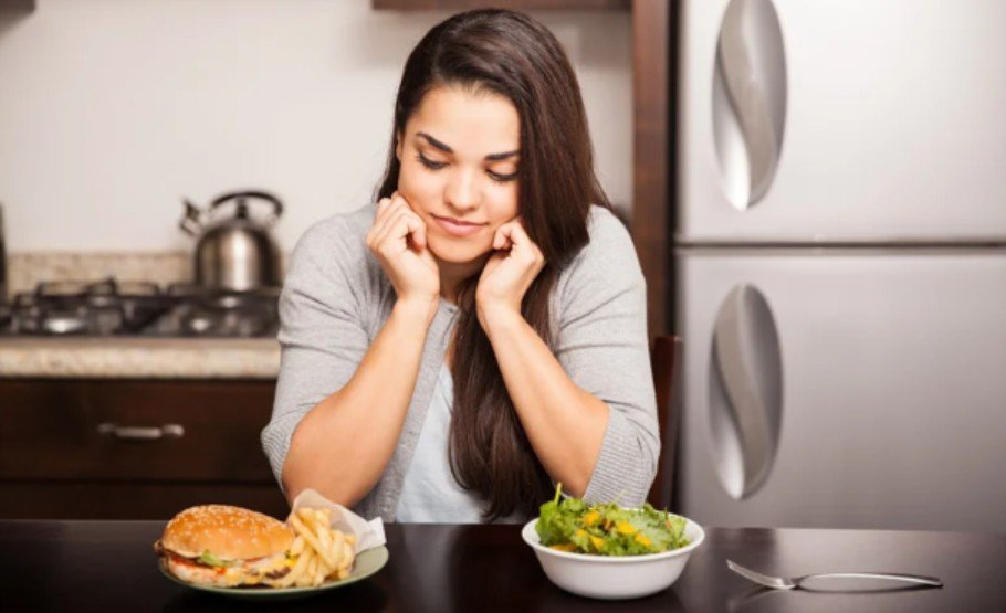 Does Cold Weather Actually Make You Hungrier
