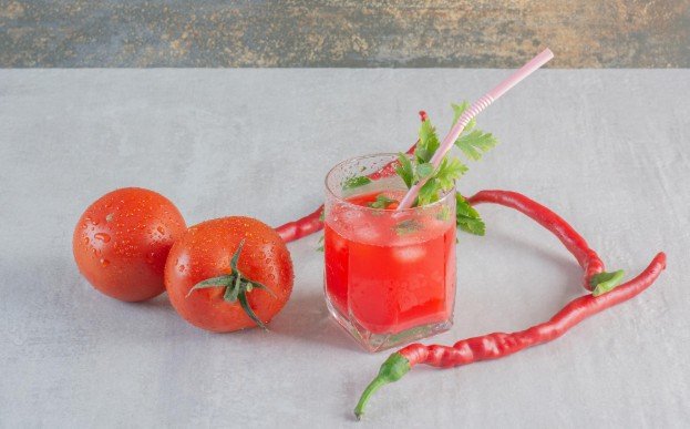 Spicy Tomato Mocktail: Big Brunch Flavor Without the Booze